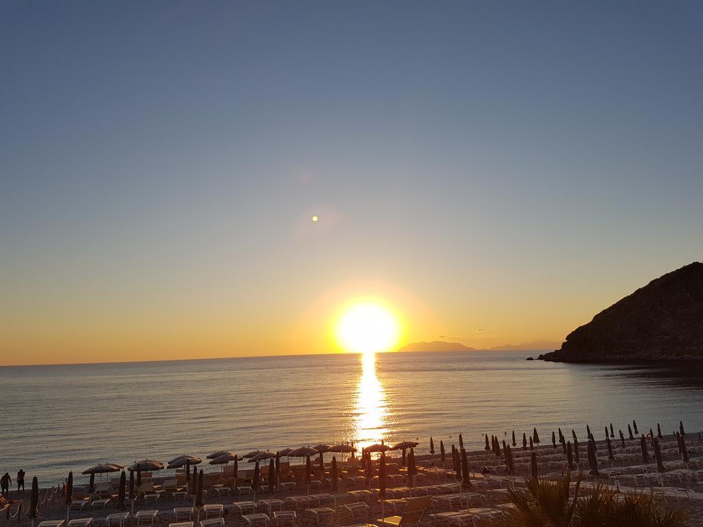 Bed and Breakfast Le Formiche Milazzo Exterior foto